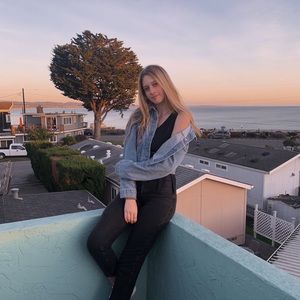 Meet your Posher, Kelly